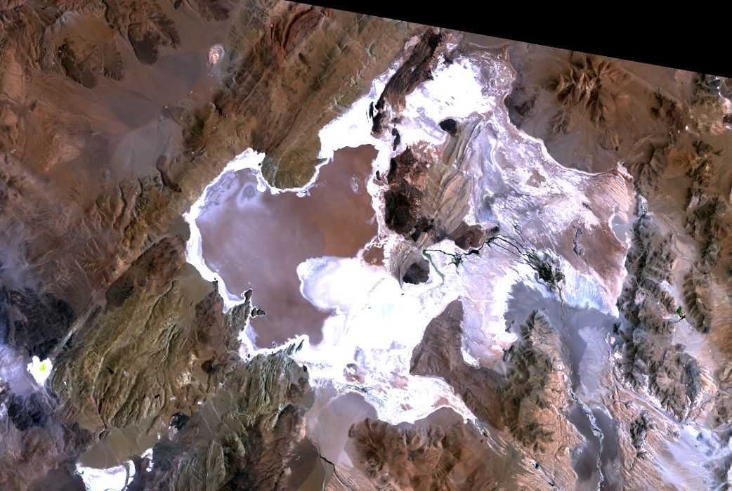 1990. Imagen satelital del Salar del Hombre Muerto, previo a la explotación del litio, a través de la misión Landsat 5 de EEUU.