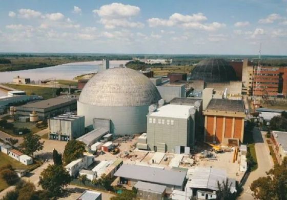 Qué hace Nucleoeléctrica, la empresa que intenta privatizar el gobierno nacional
