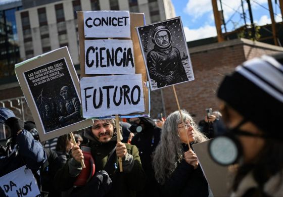 La destrucción del sistema científico: Golpe tras golpe