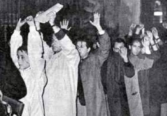 A 60 años de la noche de los bastones largos, ¿otra vez la misma historia?