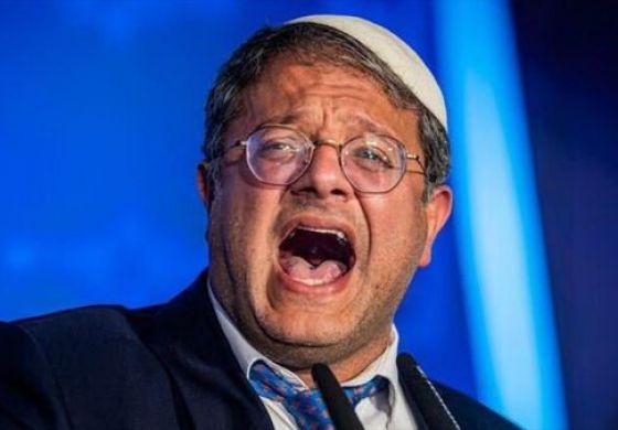 Populismo autoritario: el atropello como marca y el absurdo como modelo de negocio