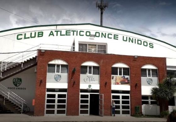 El alma de los clubes contra el negocio privado 