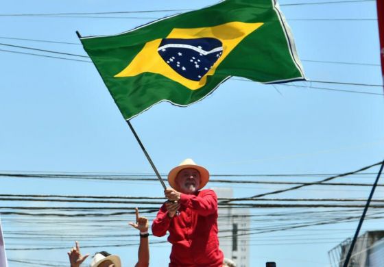 Guerra cognitiva y 'Big Tech': la batalla digital que define las elecciones en Brasil